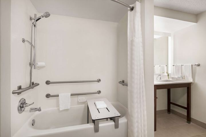 1 King Bed 1 Bedroom Suite (15 of 26)