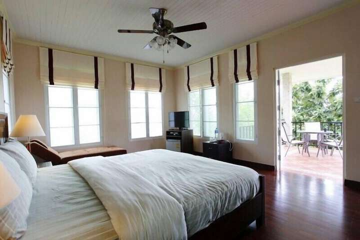 Room 14 of 49