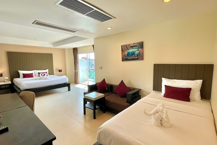 Room 14 of 26