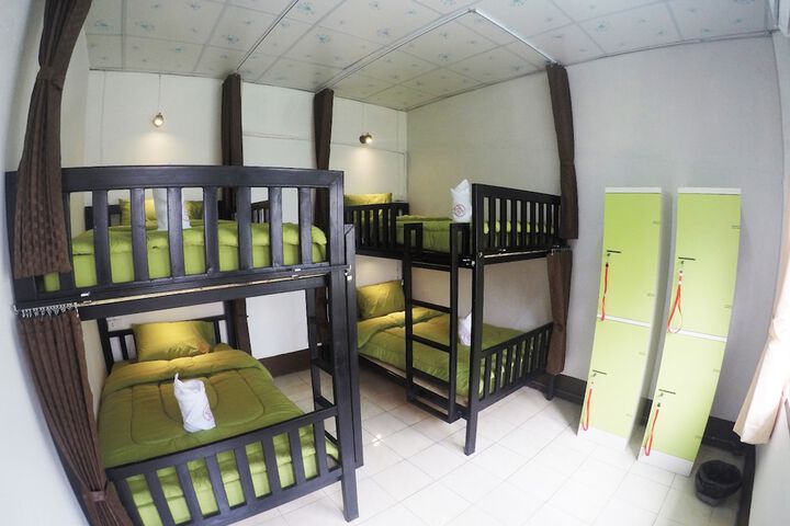 Room 8 of 67