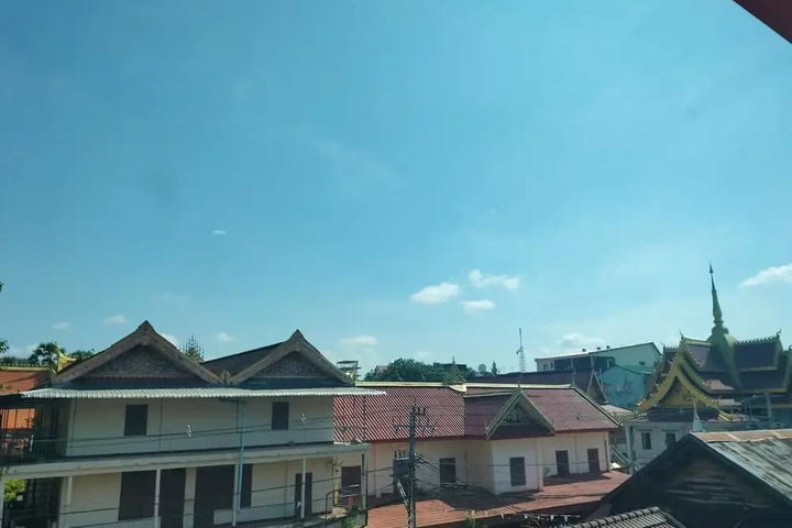 Champion Hotel & Pub