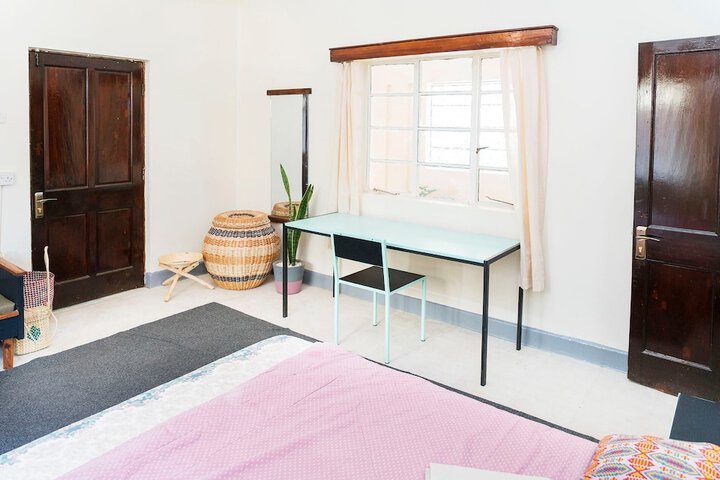 Room 8 of 15