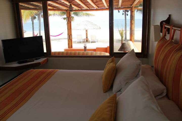 Room 4 of 107