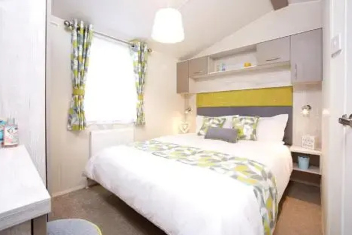Room 3 of 13