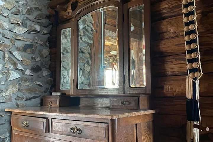 Room 7 of 52