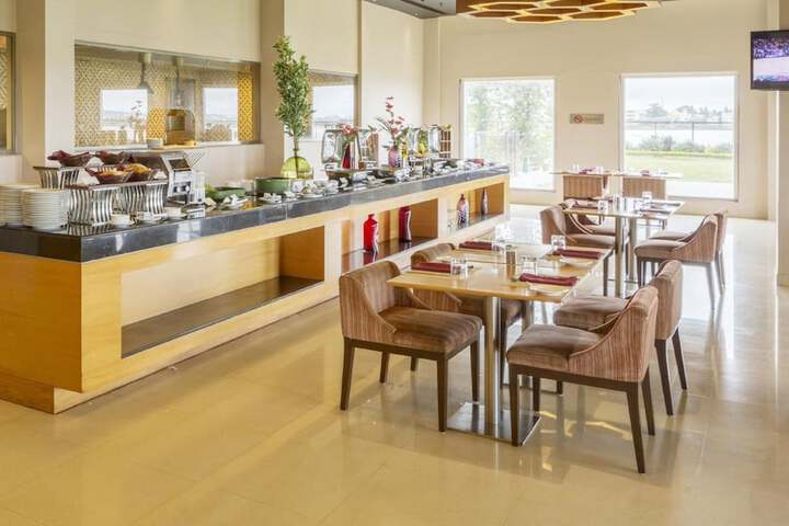 Dining Photos