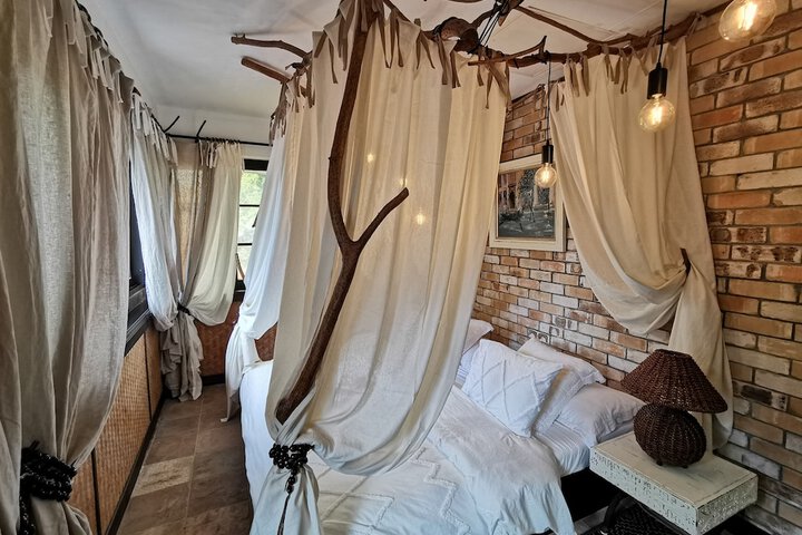 Room 61 of 404