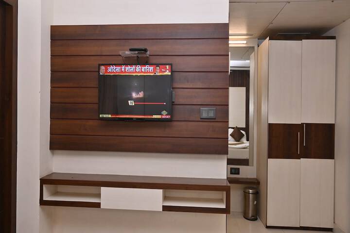 Room 22 of 114