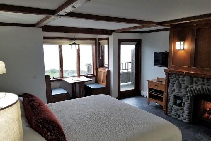 Room 37 of 231