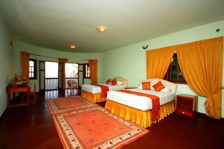 Room 7 of 40