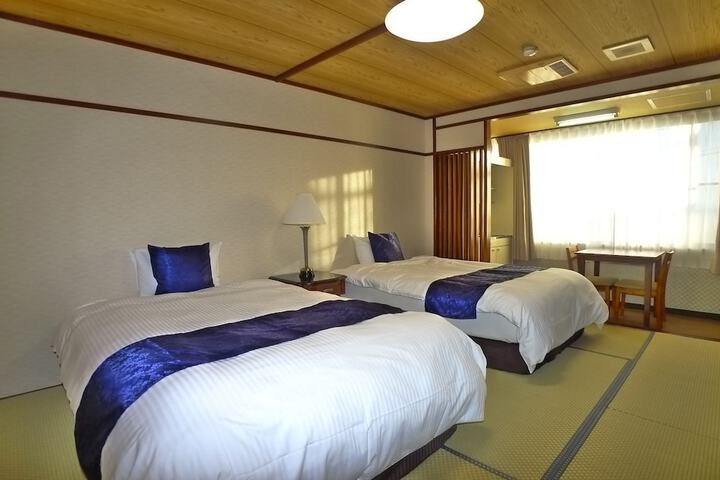 Room 22 of 59
