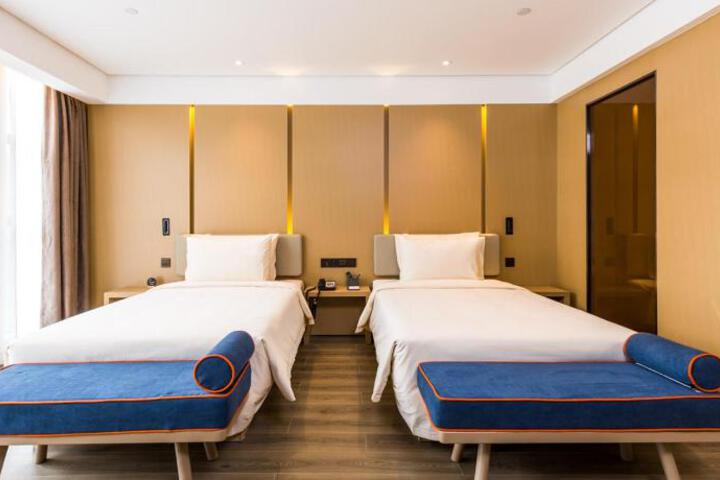 Atour Hotel Yanan Zaoyuan
