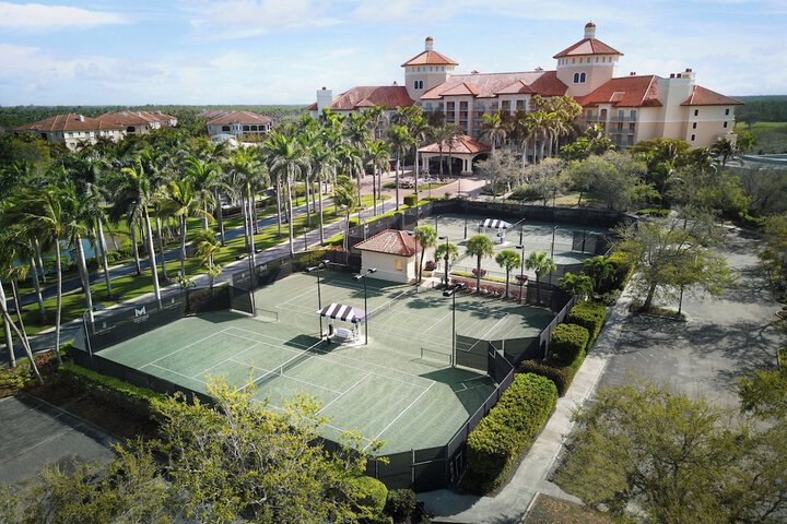 Tennis court