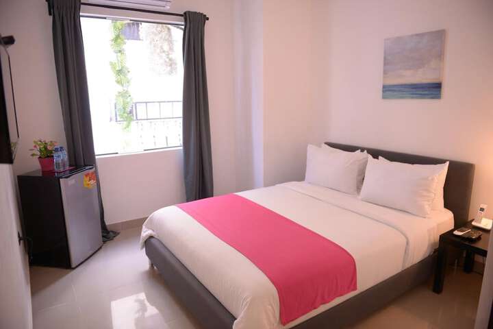Room 12 of 44