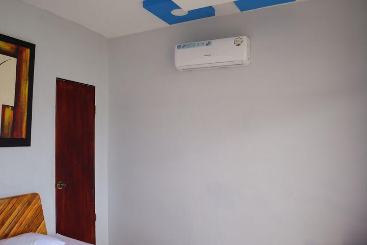 Room 10 of 111