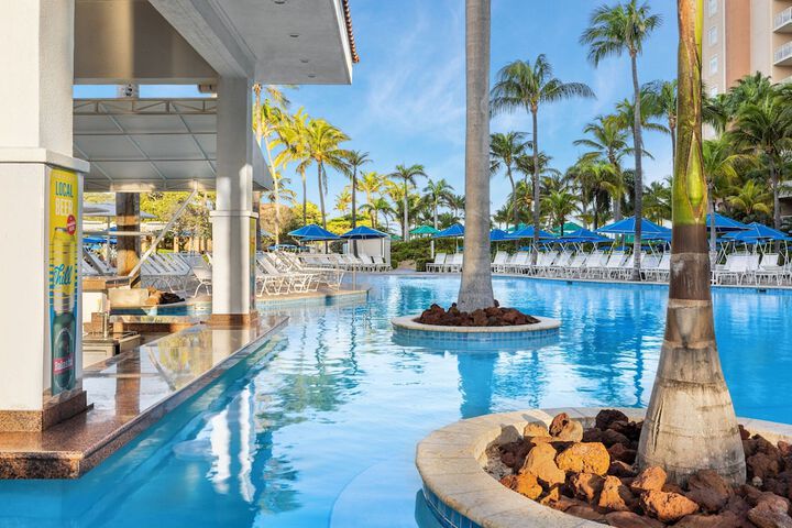 Pool Hotel