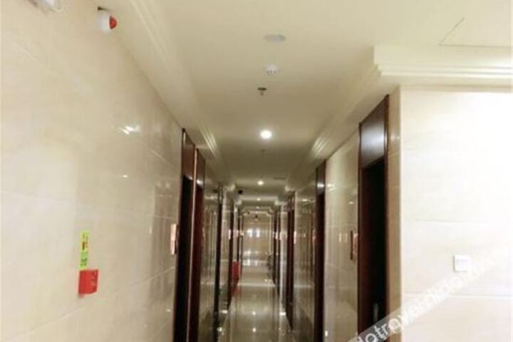 Hotel Interior 7 of 11
