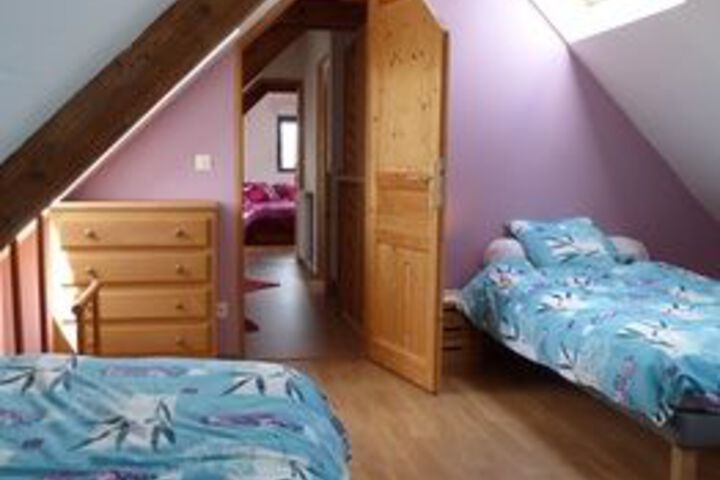Room 6 of 15