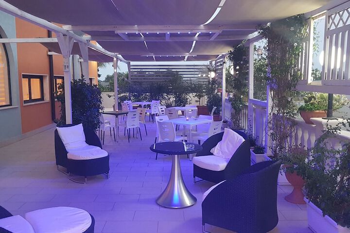 Terrace/Patio 48 of 54