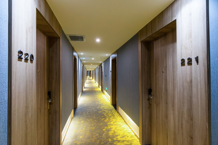Hotel Interior 9 of 17