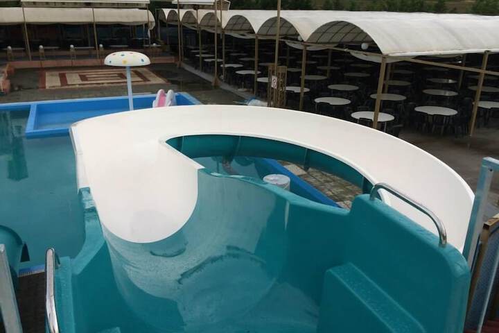 Pool 38 of 66