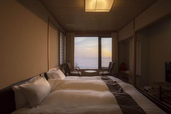 Room 48 of 73