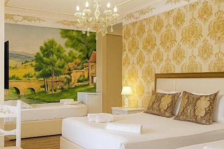 Room 8 of 41