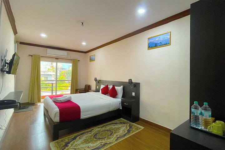Room 9 of 21