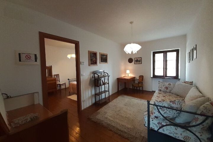 Room 7 of 29