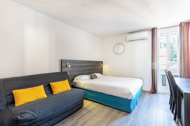 Room 4 of 29
