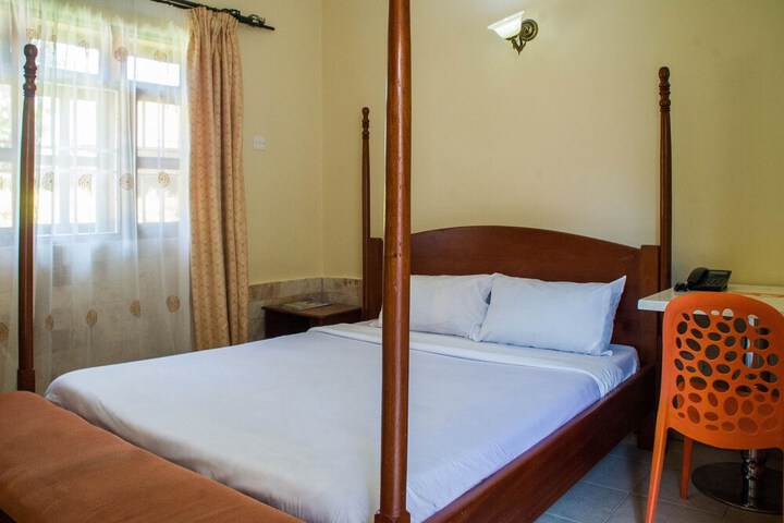 Room 12 of 58