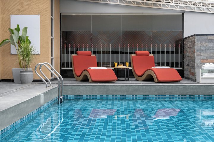 Pools & Facilities