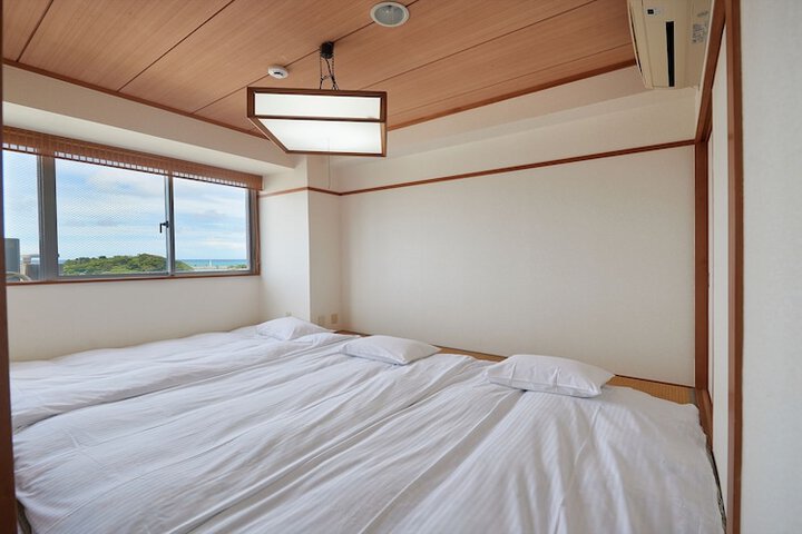 Room 15 of 125