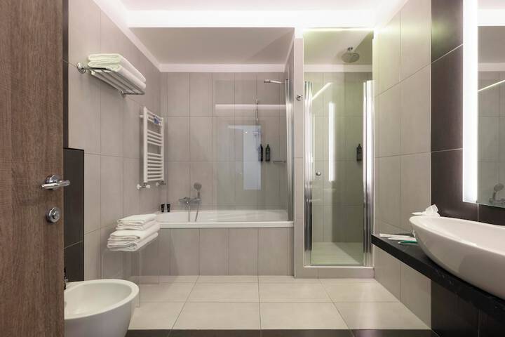 Clean Restrooms