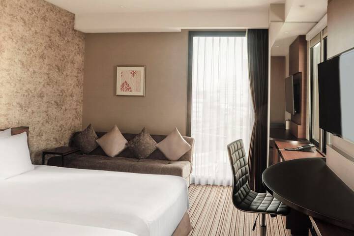 Room 14 of 73