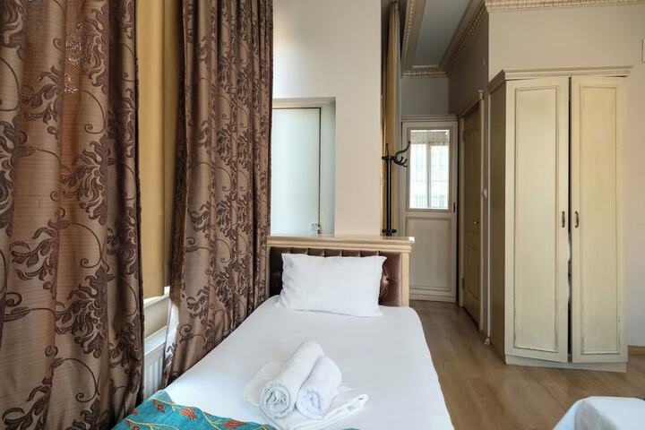 Room 20 of 67