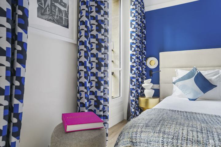 Room 42 of 66