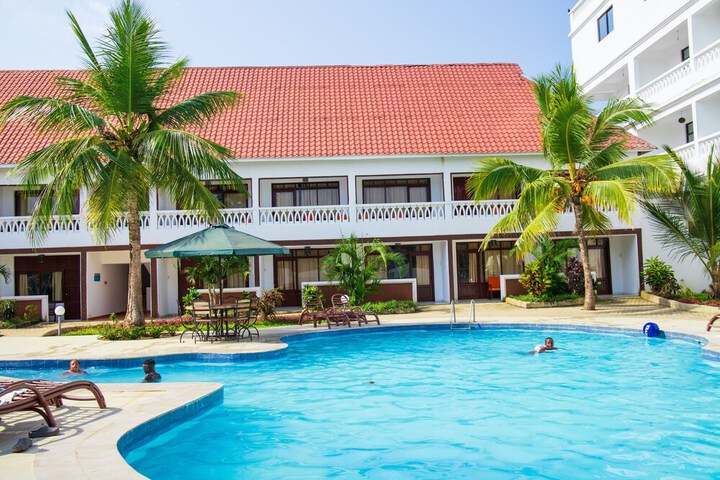 Hotel 96 of 103