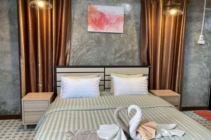Room 26 of 71