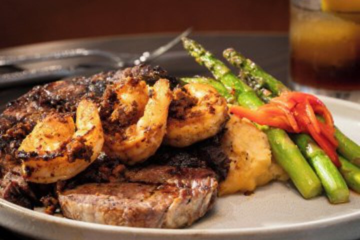 Dining 47 of 72