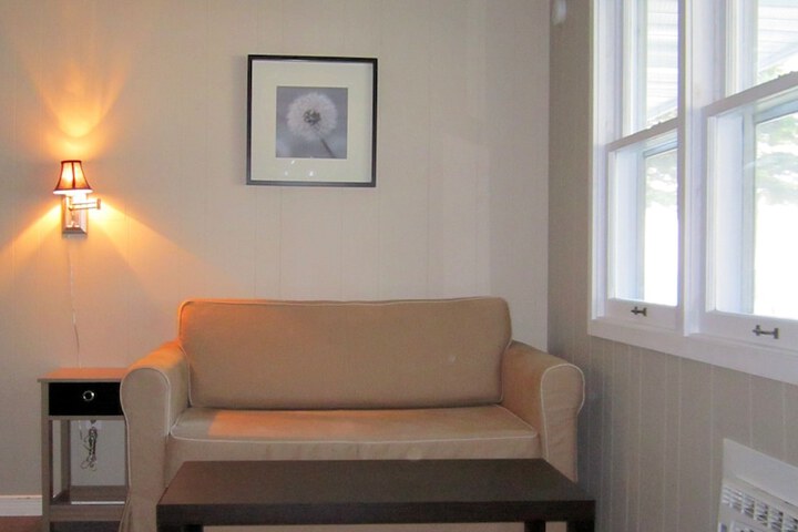 Room 10 of 38