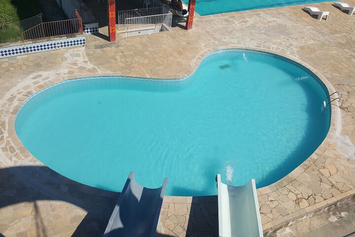 Pool 12 of 26