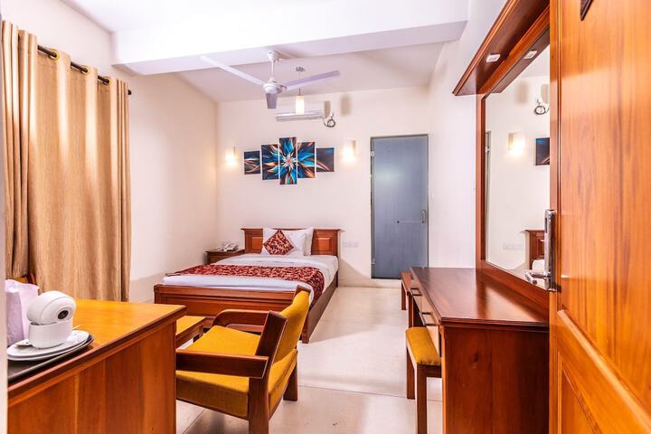Room 12 of 39