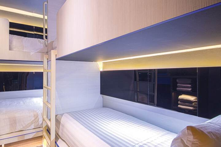 Room 14 of 25
