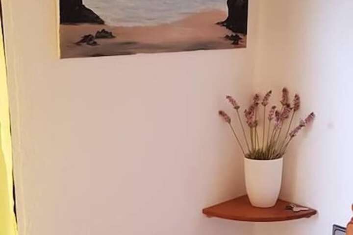 Room 5 of 22