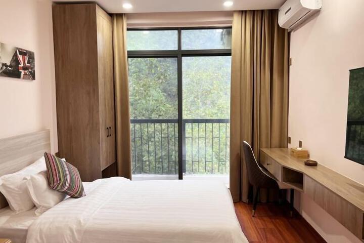 GUANGYUE ZHEN HOTEL