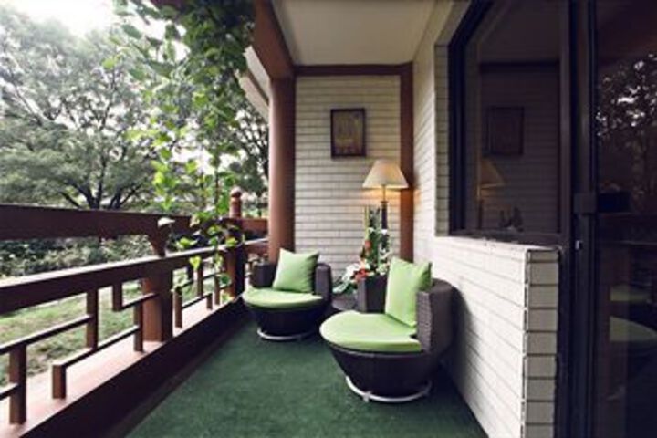 Terrace/Patio 2 of 28