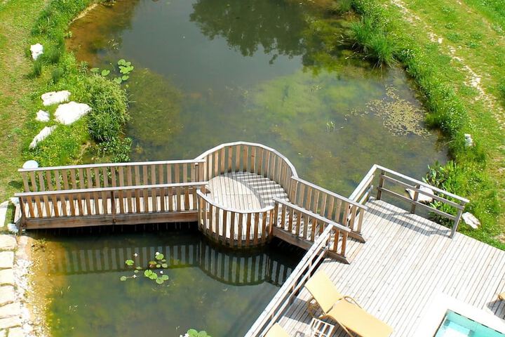 Pool Hotel