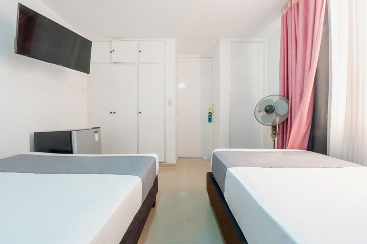 Room 6 of 21