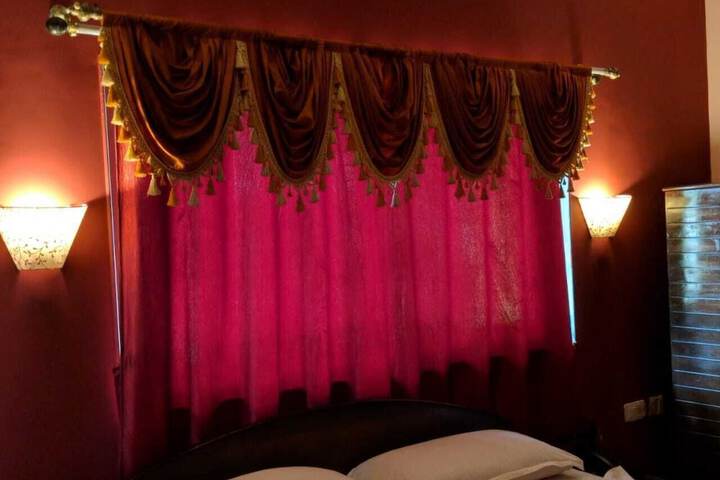 Room 22 of 29